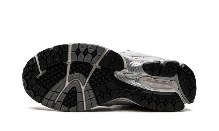 کتونی مردانه نیو بالانس2002R