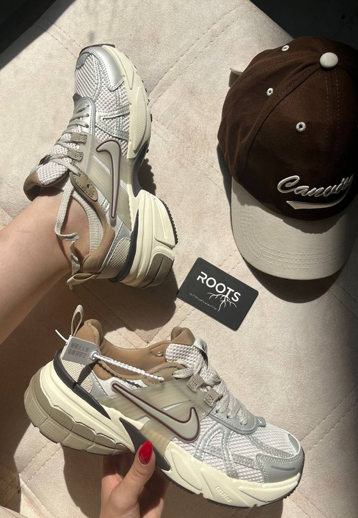 کتونی دخترانه نایک V2K قهوه ای