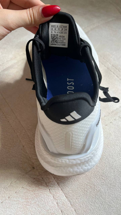 کتونی مردانه ادیداس اورجینال