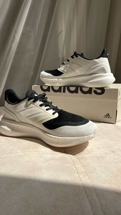 کتونی مردانه ایداس اورجینال