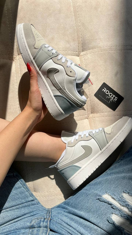 کتونی زنانه نایک جردن وارداتی سفید