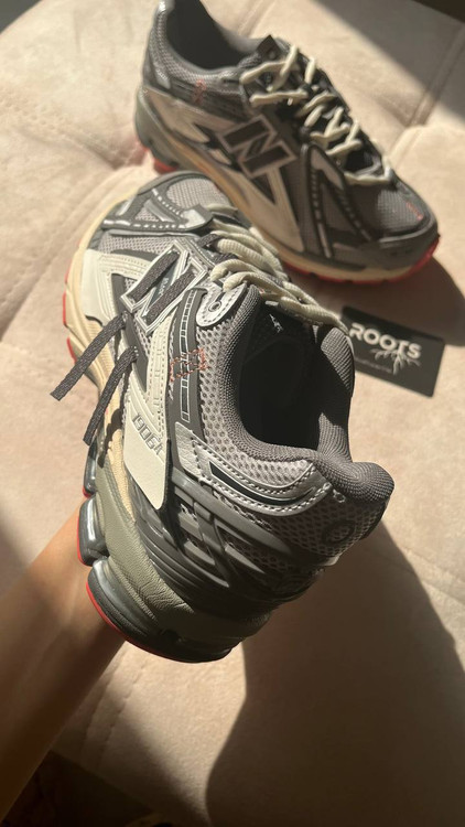 کتونی نیو بالانس مردانه 1906