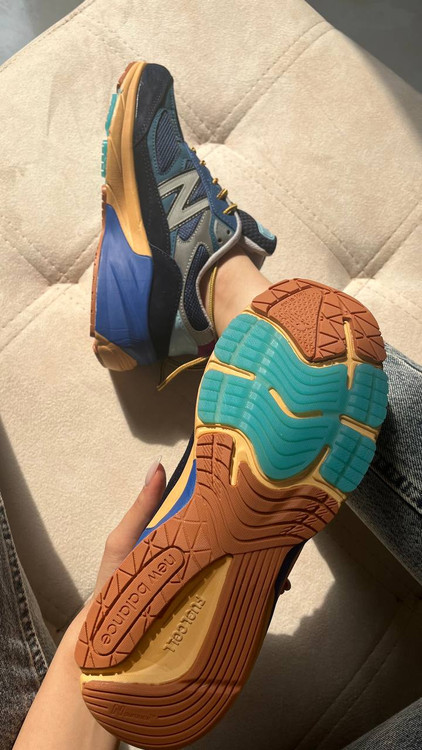 کتونی زنانه نیو بالانس زنانه