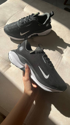 کتونی مردانه نایک مشکی رانینگ گورتکس