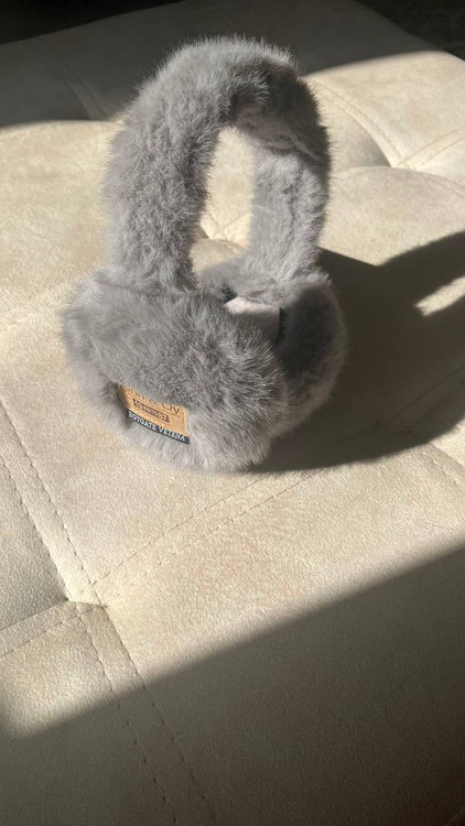 گوشگیر زمستانه ی پشمی رنگ توسی گرم و نرم