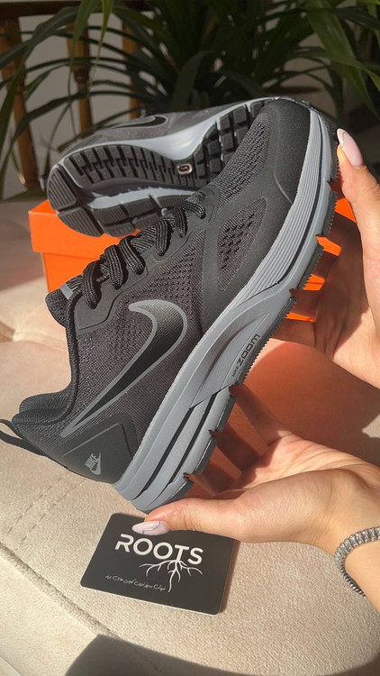 کتونی رانینگ مشکی نایک zoom سبک و راحت مردانه و زنانه