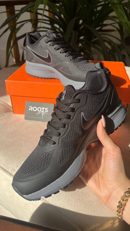 کتونی رانینگ مشکی نایک zoom سبک و راحت مردانه و زنانه