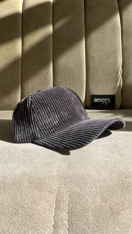 کلاه مخملی کلاسیک مناسب استایل دخترانه و پسرانه