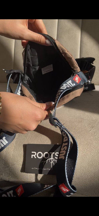 کراس بگ برزنتی NIKE رنگ قهوه ای دو زیپ با بند دوشی