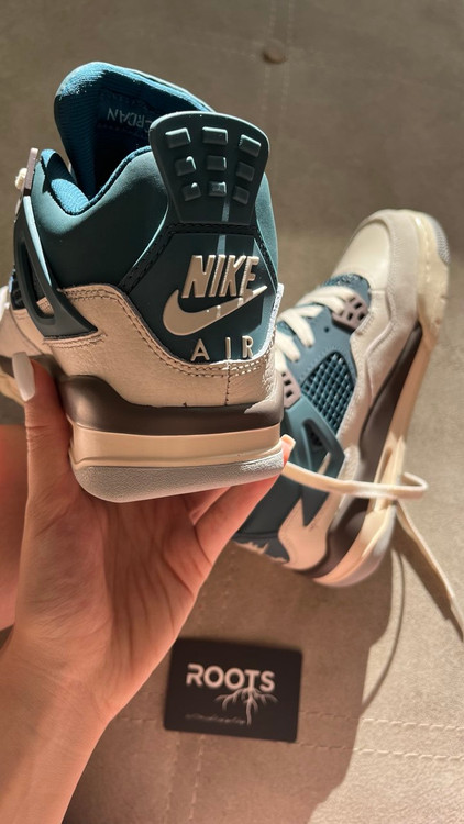 کتونی زنانه نایک جردن فور آکوا