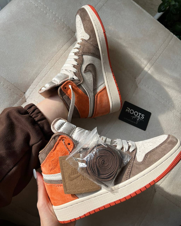 کتونی زنانه نایک ایر جردن لو نارنجی و موکا