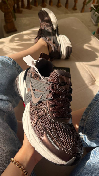 کتونی زنانه نایکی اورجینال قهوه ای موکا