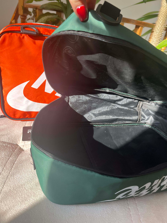 شوزبگ برزنتی نایکی سبز