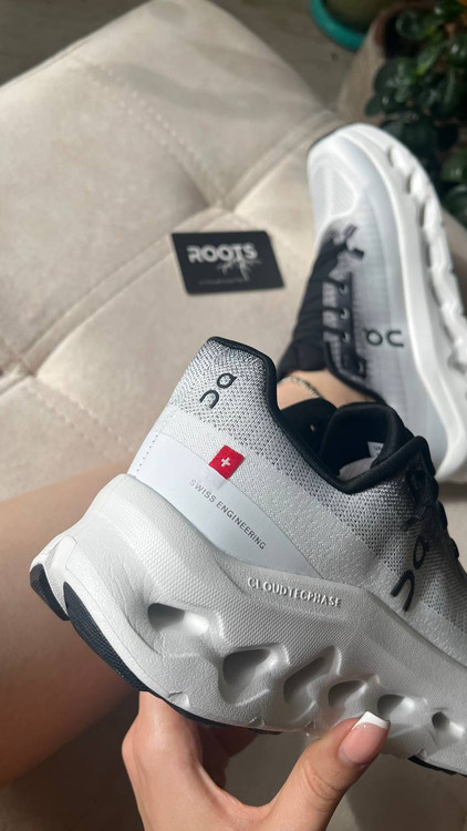 کتونی اورجینال QC طراحی سوییس