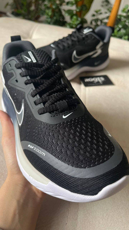 کتنی مردانه مشکی نایک air zoom