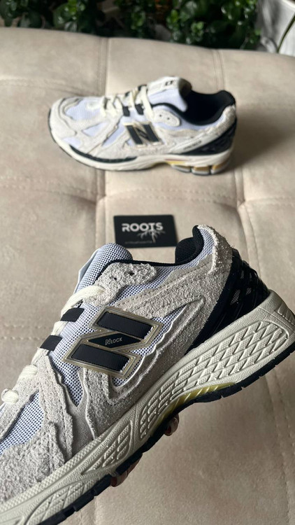 کتونی نیوبالانس مردانه رنگ طوسی روشن