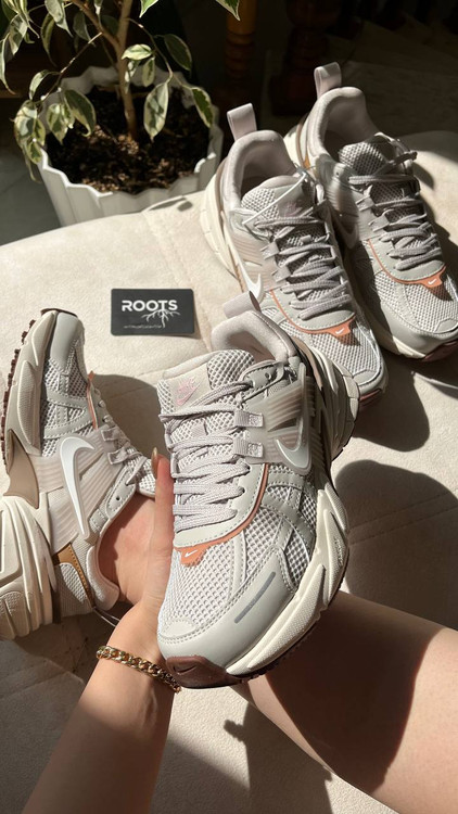 کتونی اورجینال ست NIKE V2K