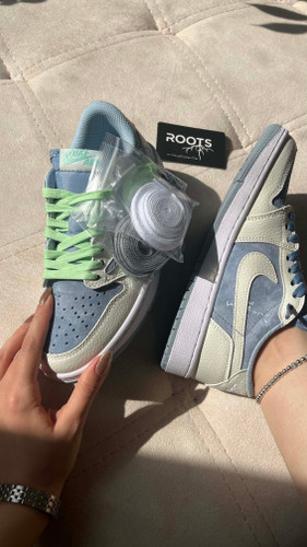 کتونی نایک جردن زنانه رنگ آبی سفید