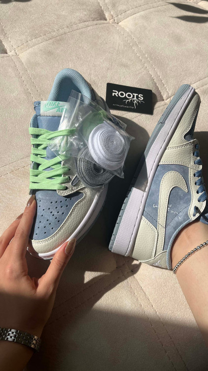 کتونی نایک جردن زنانه رنگ آبی سفید