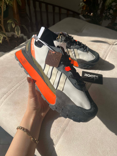 کتونی مردانه ادیداس اورجینال