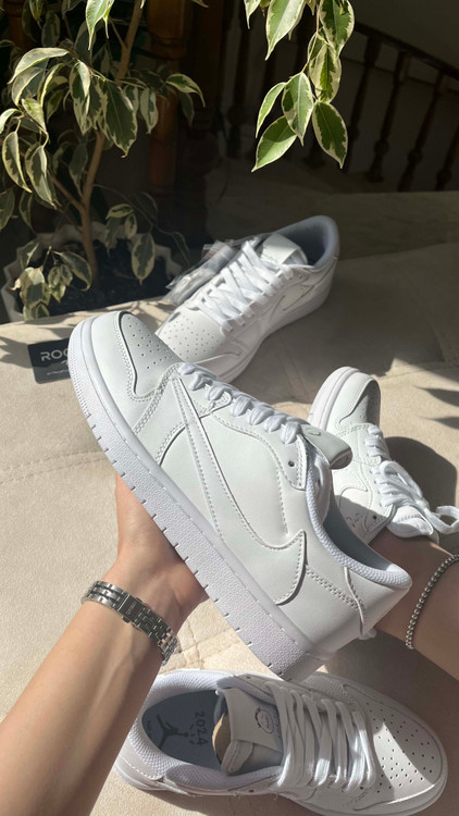 تراویس اسکات فول سفید مردانه و زنانه ست