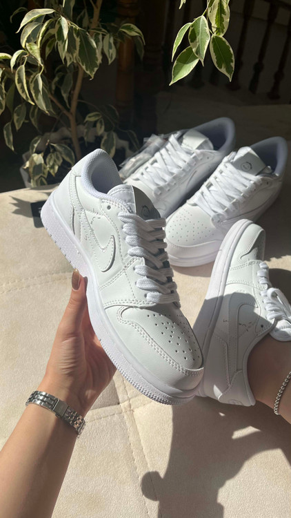 تراویس اسکات فول سفید