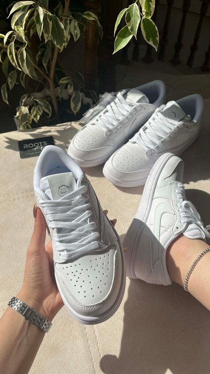 کتونی سفید اورجینال